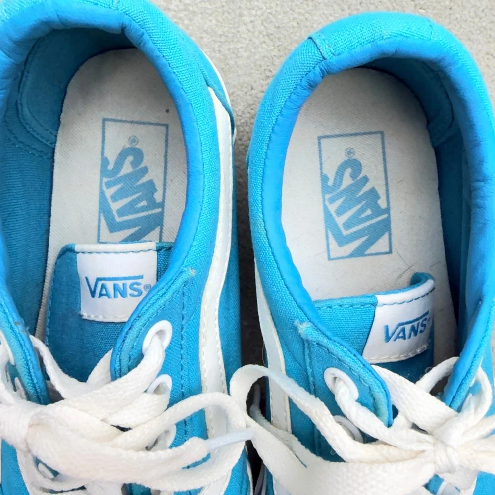 Vans Ward Low Top Bright Blue White Canvas Skate Shoes Womens 8 500714